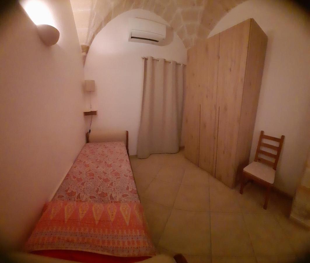 Domus Astra Apartamento Brindisi Exterior foto