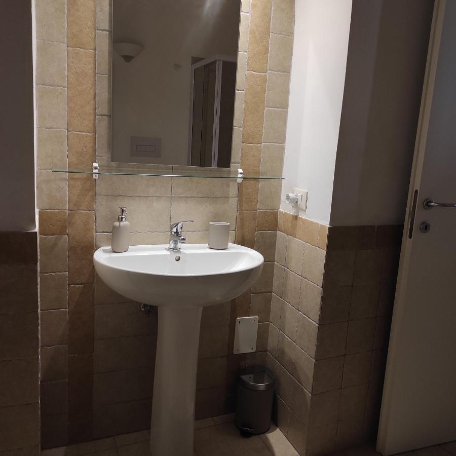 Domus Astra Apartamento Brindisi Exterior foto
